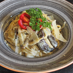 Tagliatelle Tavuk